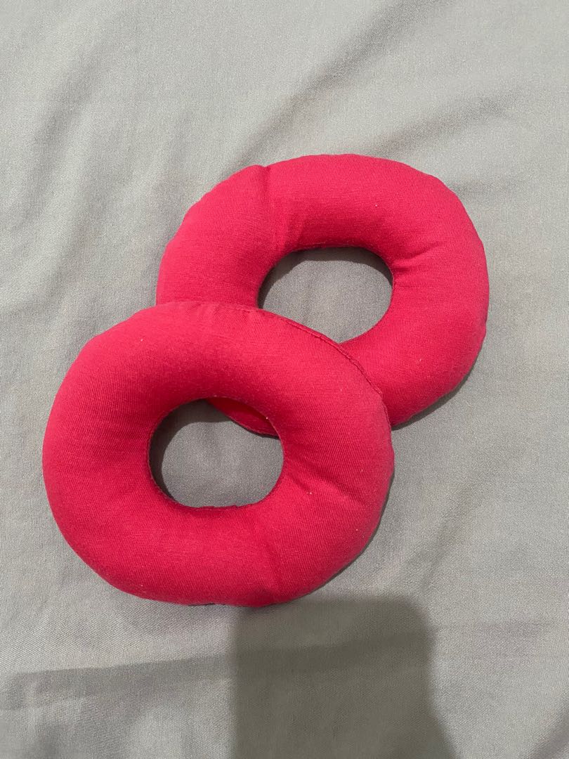 2pcs Buds and blooms breastfeeding doughnut boob warmers, Babies & Kids