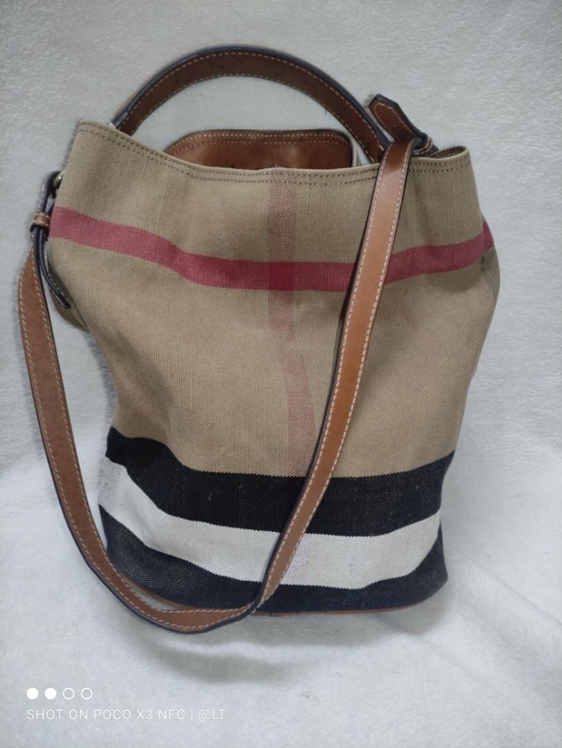 Burberry Women one shoulder messenger bag, Luxury, Bags & Wallets on  Carousell