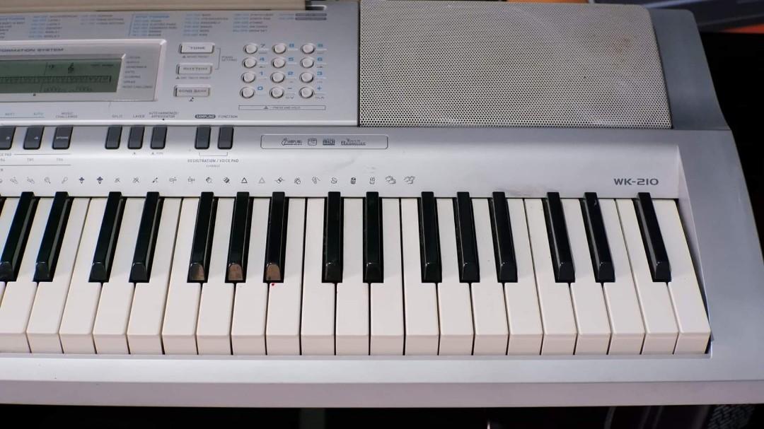 Casio WK210 76Key Workstation Keyboard, Hobbies & Toys, Music & Media