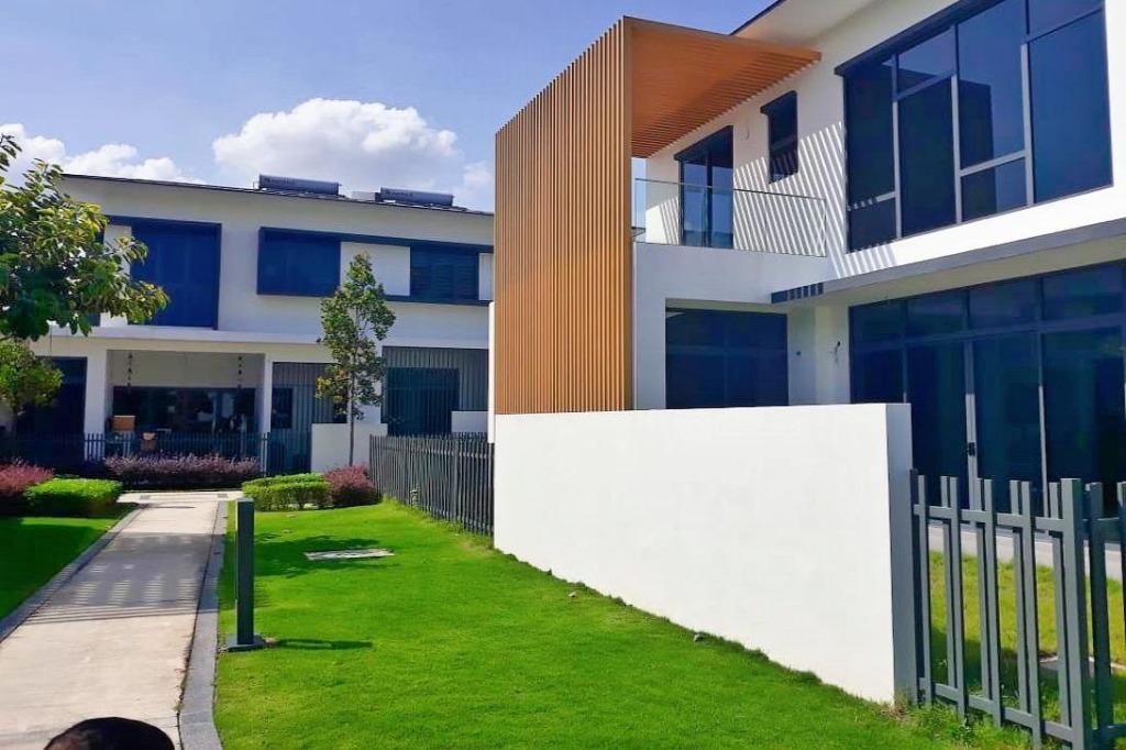 END LOT 2 Storey Pavilion Homes Superlink Terrace House Aeres Eco