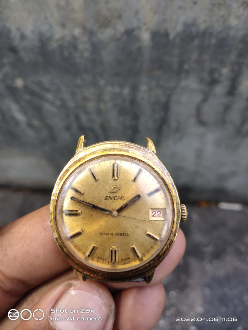 Incabloc antimagnetic watch top
