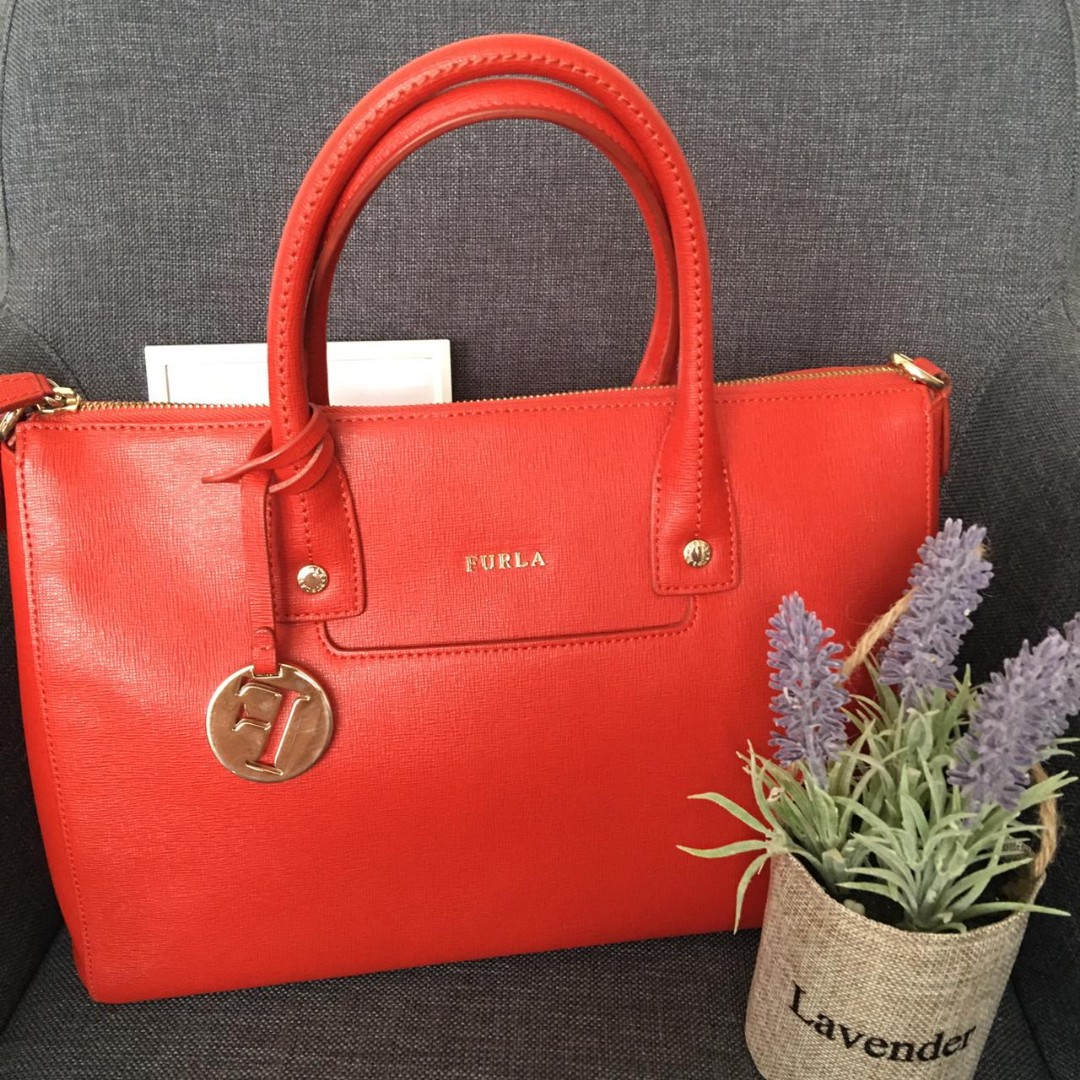 Furla hotsell linda satchel