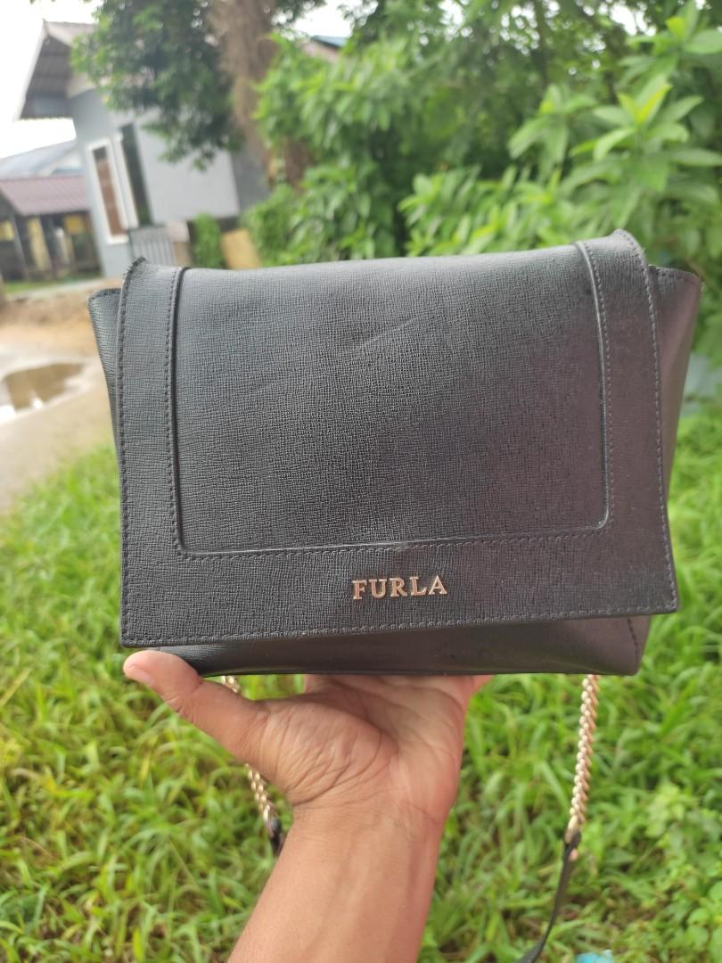 Furla Women's Ginevra Leather Crossbody Bag
