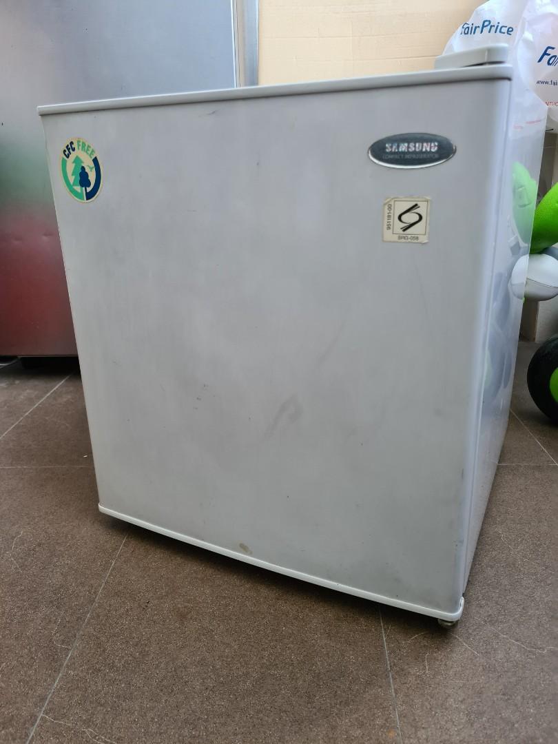 small fridge samsung price