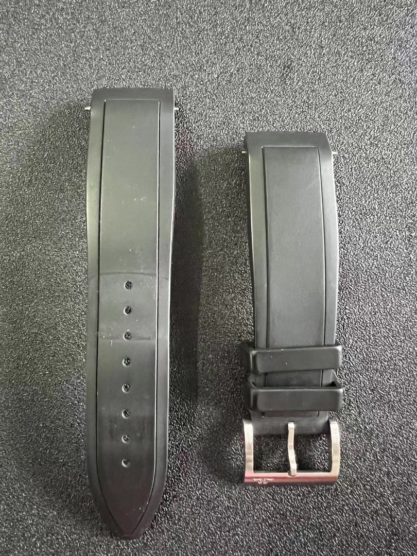 Jaeger lecoultre rubber strap, Men's Fashion, Watches & Accessories
