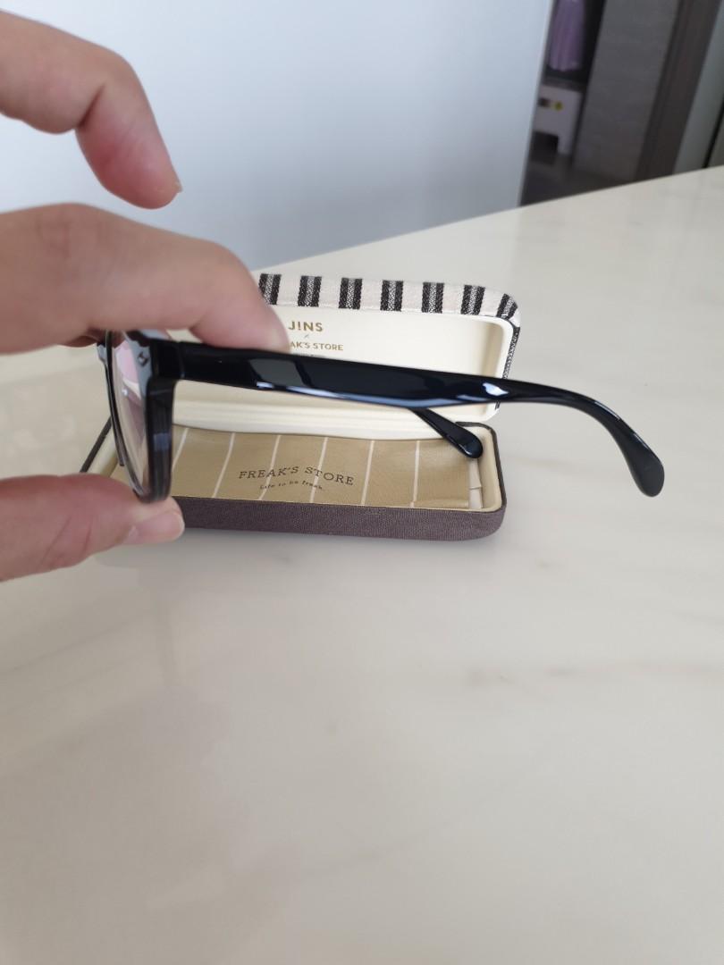 J!NS Gradient Spectacle Frame, Men's Fashion, Watches & Accessories