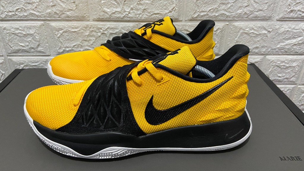 Kyrie Low 1 Amarillo (size US 11), Men's Fashion, Footwear