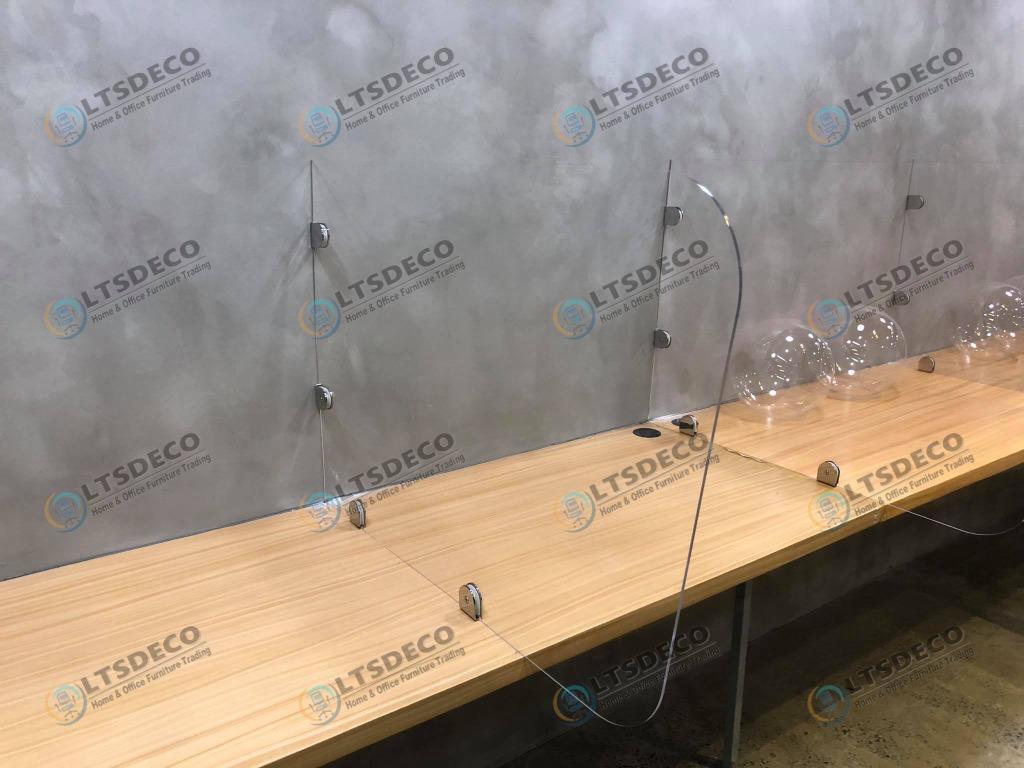 long table, freestanding with acrylic glass divider, office partition