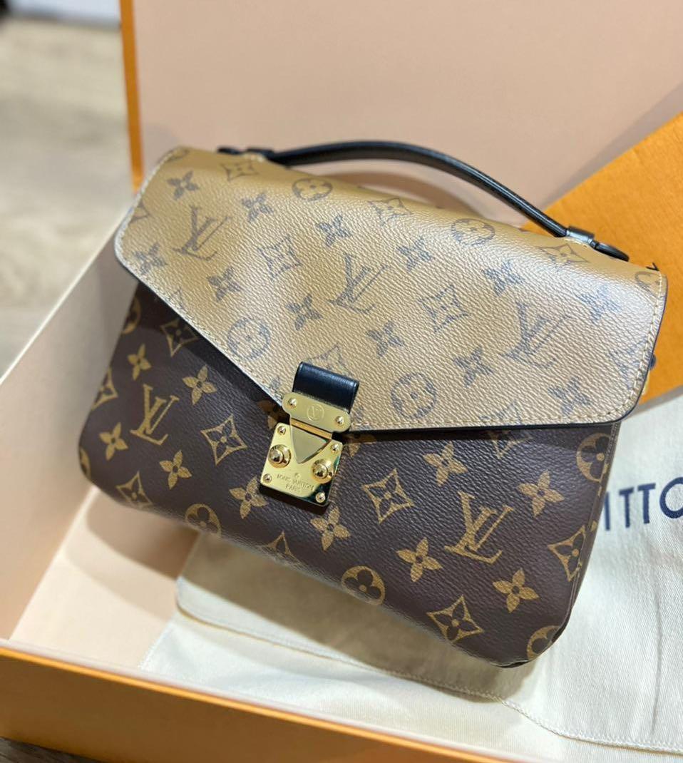 Louis Vuitton Pochette Metis Monogram Reverse 2019, Barang Mewah, Tas \u0026  Dompet di Carousell