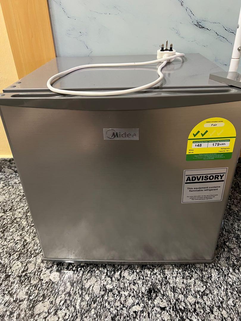 Midea Mini Bar Fridge with freezer compartment (MS50), TV & Home