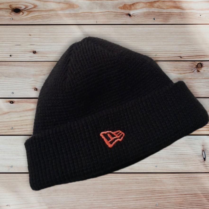 NEW ERA WAFFLE KNIT 93 SHORT BEANIE 