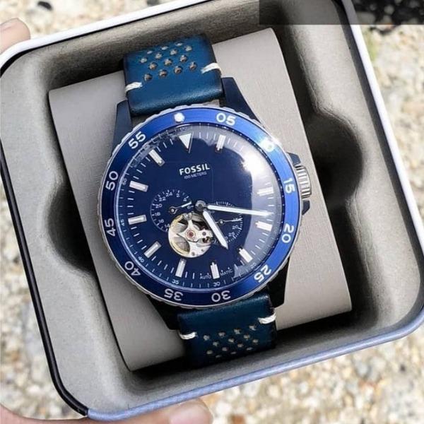 Fossil crewmaster clearance