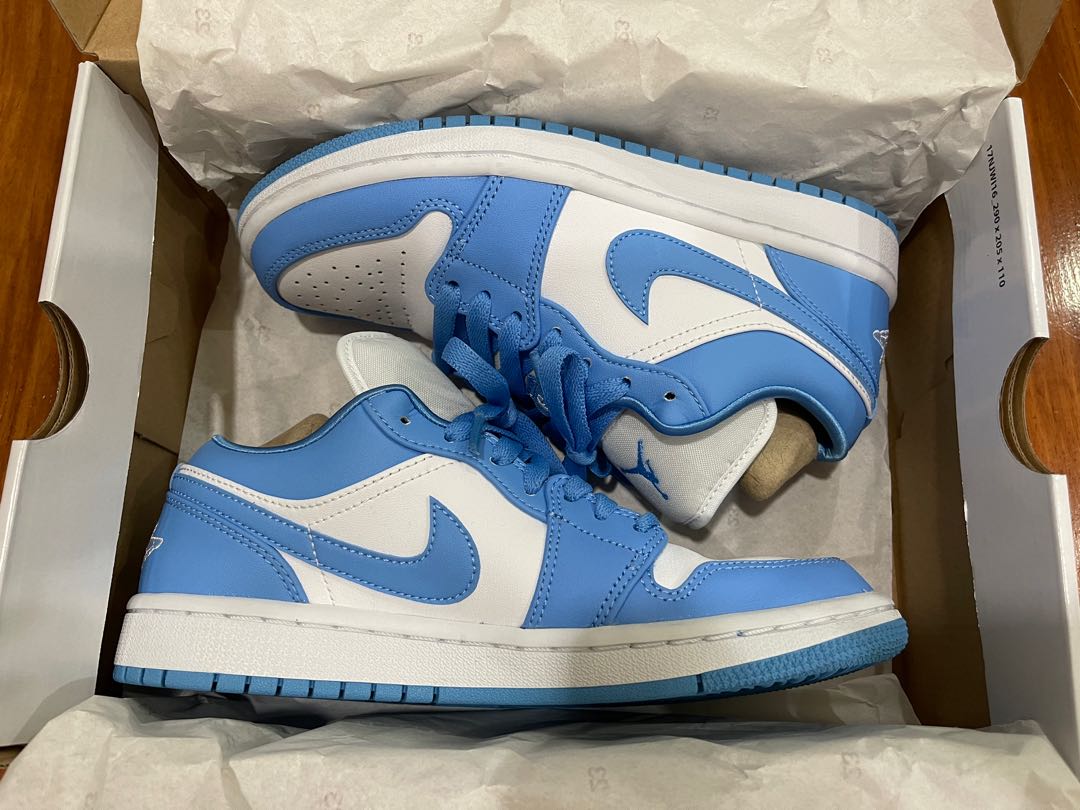 nike air jordan low unc