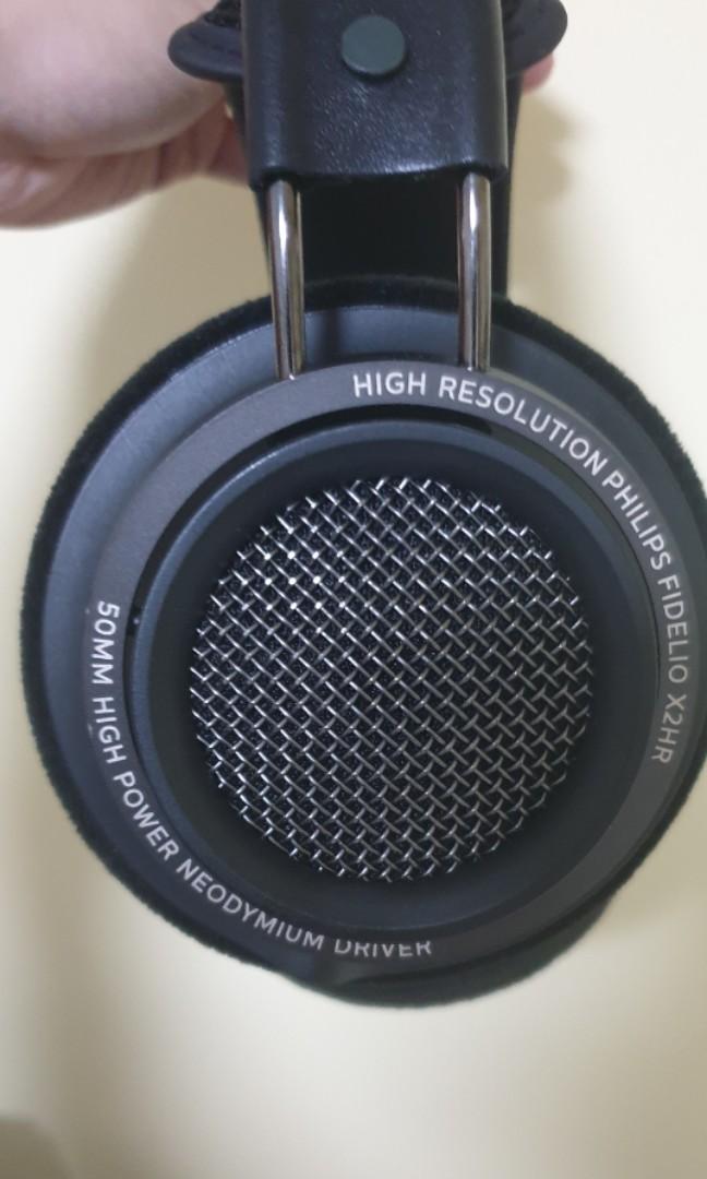 Philips fidelio deals x2h