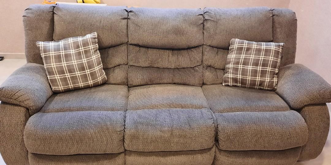Reclining sofa, Furniture & Home Living, Furniture, Sofas on Carousell