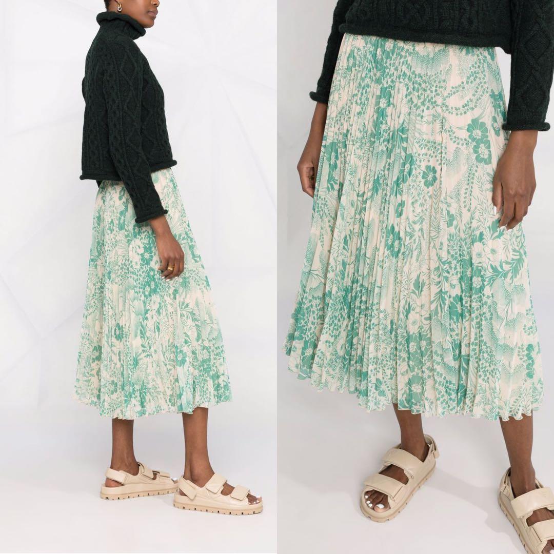Valentino green pleated on sale skirt
