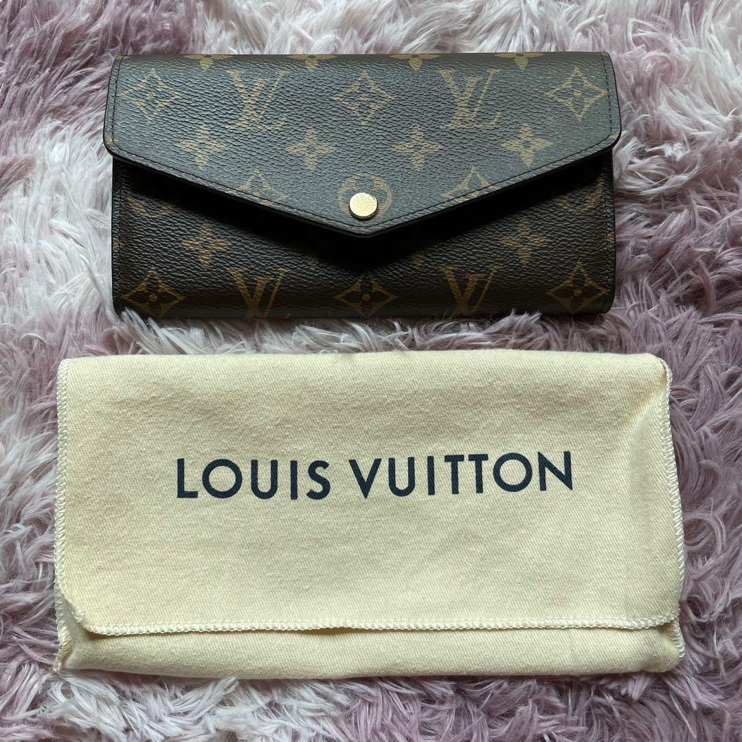 Authentic LV epi leather Sarah wallet, Women's Fashion, Bags & Wallets,  Wallets & Card Holders on Carousell