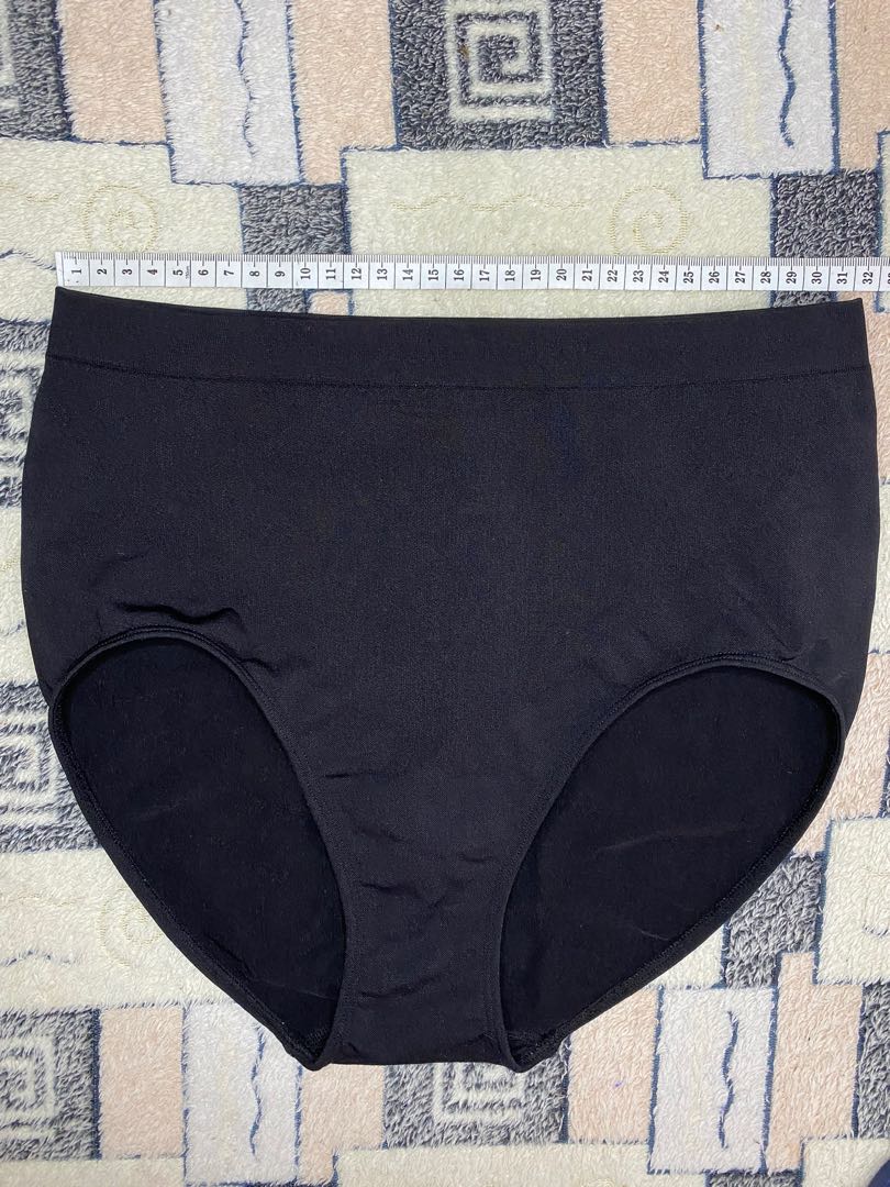 Serra panty XL, Women's Fashion, New Undergarments & Loungewear on ...