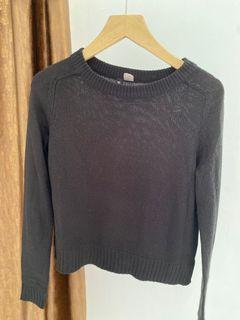 Sweater H&M hitam XS
