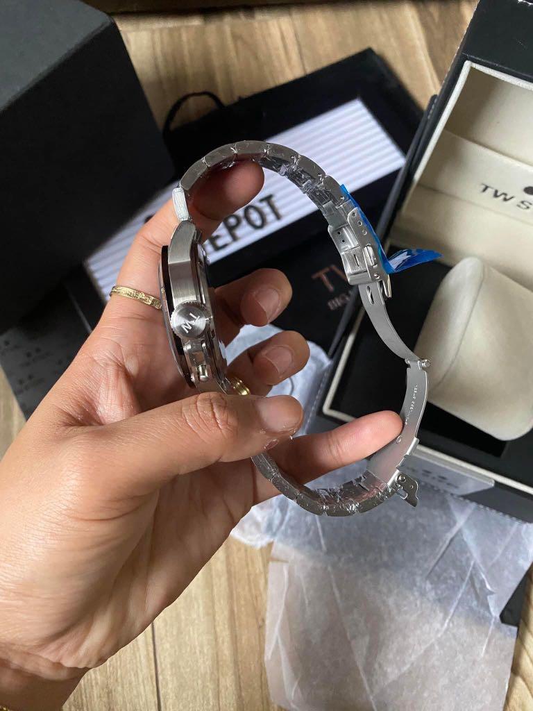 tw steel cb201 Men s Fashion Watches Accessories Watches on Carousell