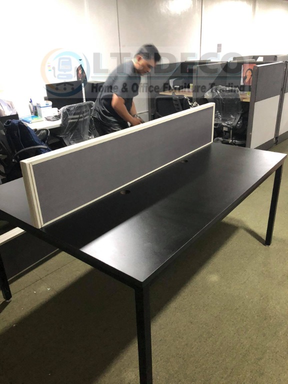 Workstation Table with Screen Panel Office Partition, laminated top ...