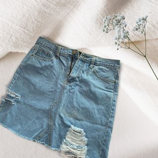 (Category: ) located in . Submitted by shopflea (Listing ID 1153509035, Image 1). Description: .
