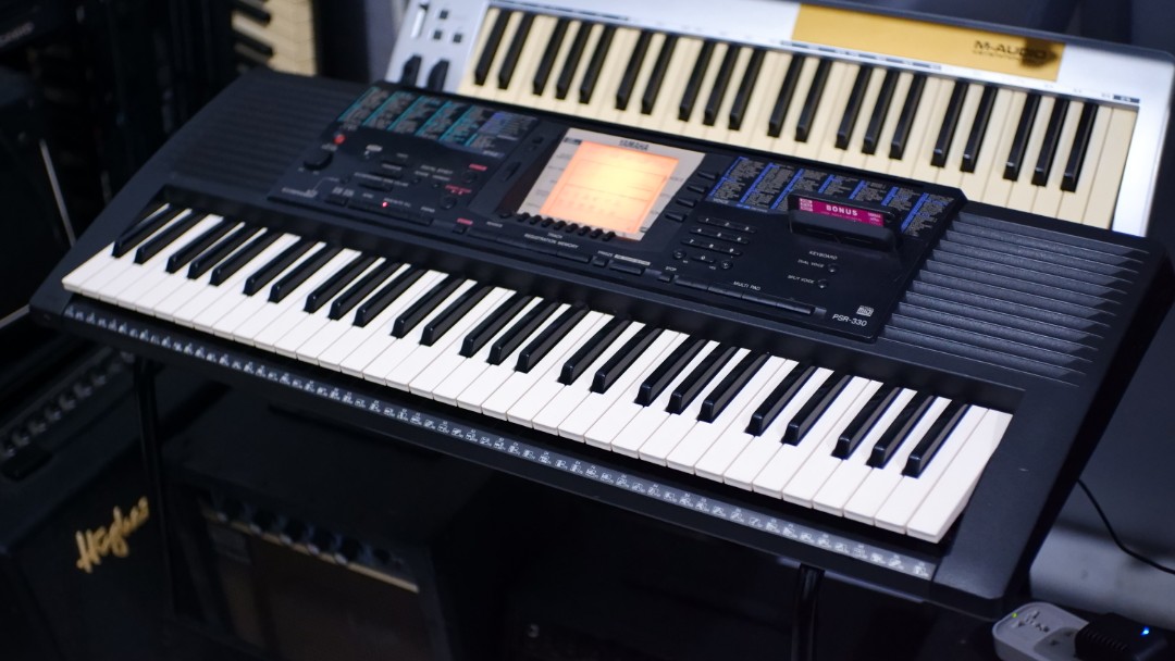 Yamaha psr clearance 330 keyboard