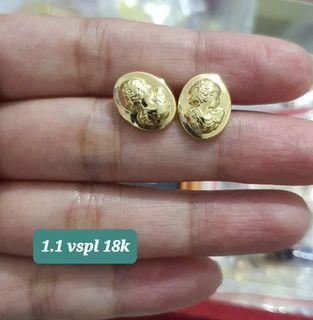 18K Saudi Gold cameo earrings
