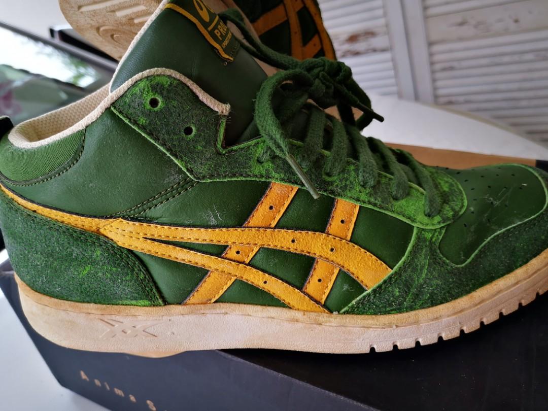 Asics high sale cut shoes