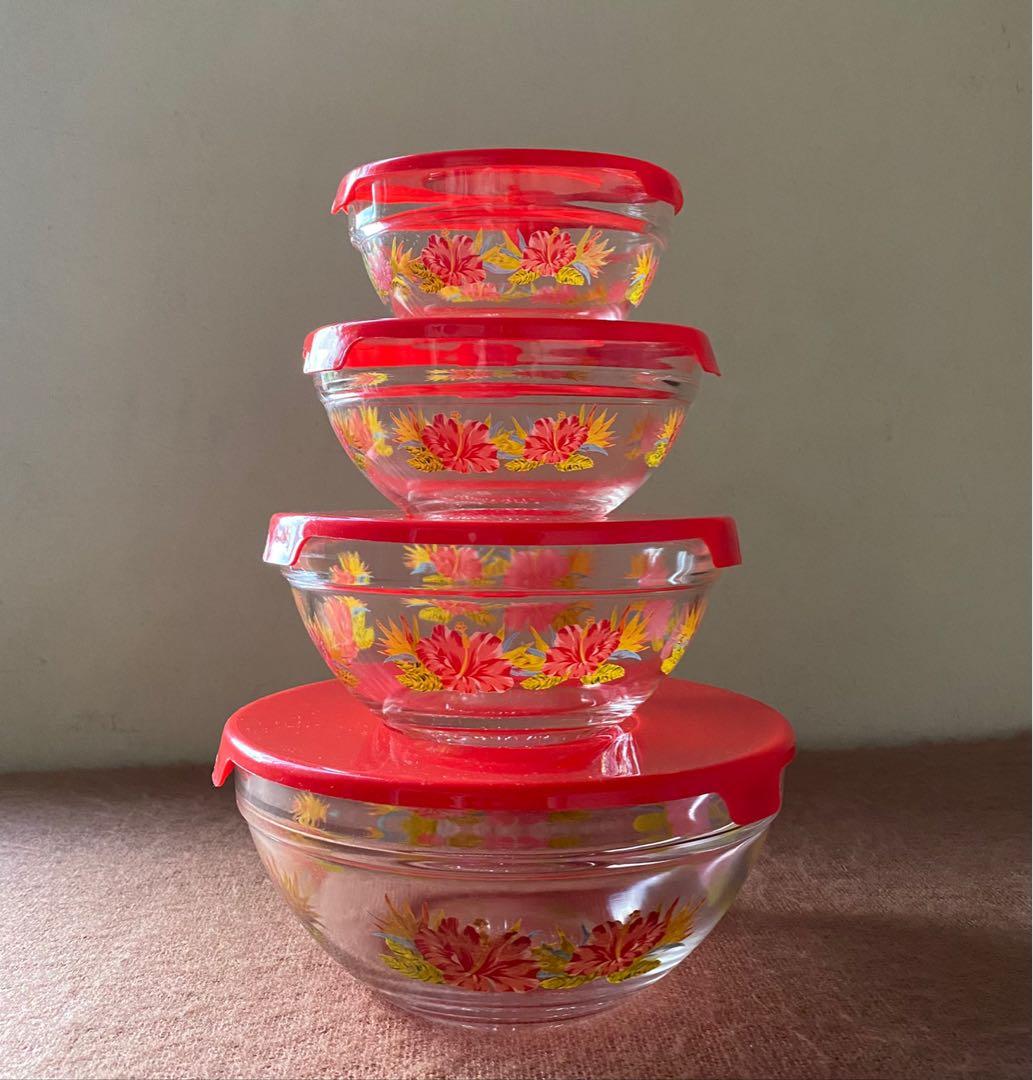 PYREX 4 Glass bowls with 4 lids, Furniture & Home Living, Kitchenware &  Tableware, Food Organisation & Storage on Carousell