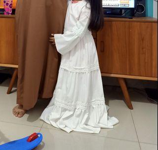 Reprice Baju Lebaran Gamis Putih Couple Anak