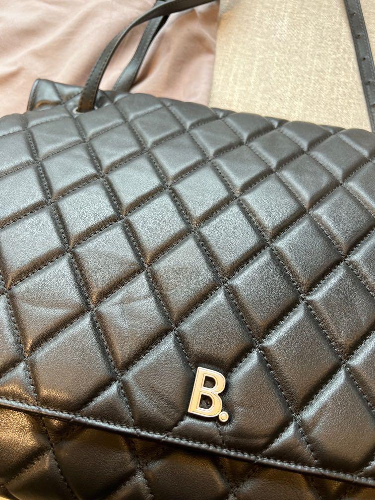 Balenciaga touch quilted leather hot sale shoulder bag