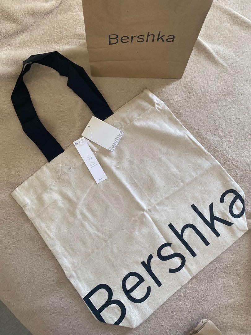 Bershka❤️ (Category: Tote Bags) located in Davao. Submitted by fpeiny (Listing ID 1153730644, Image 3). Description: .