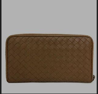 Bottega Veneta long wallet, Women's Fashion, Bags & Wallets 