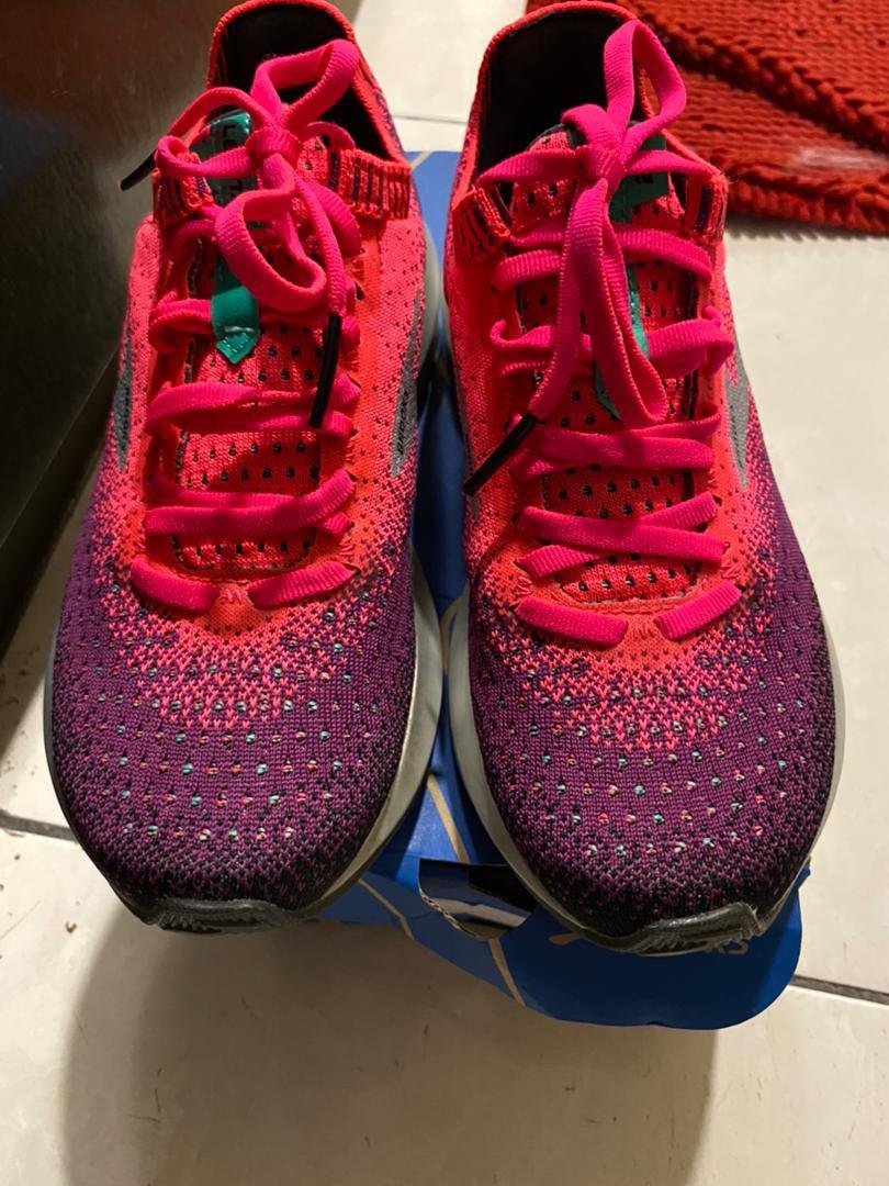 Brooks levitate 2 pink black aqua clearance