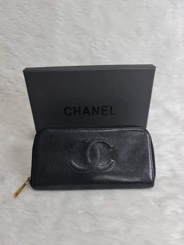 Chanel zippy caviar wallet (Category: Luxury Bags & Wallets) located in Cagayan de Oro. Submitted by moiobsession (Listing ID 1153748301, Image 1). Description: Authentic With hologram.