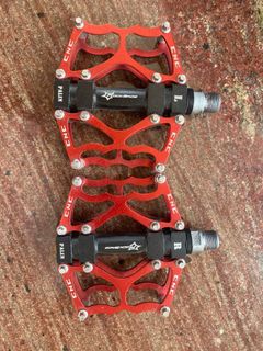 （分類：）位於 。 由 ylw0530 提交（商品編號 1153629988，圖片 1）。簡介： 。