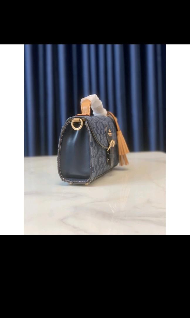 Coach 8513 Chambray Kleo Top Handle Bag, Women's Fashion, Bags