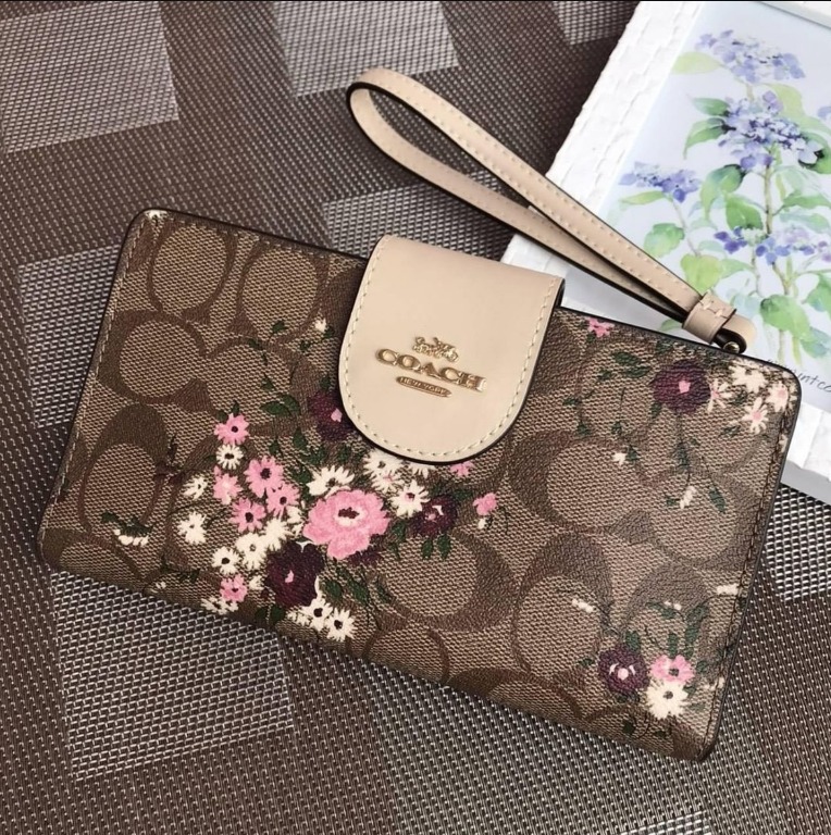 Coach C3722 Tech Phone Wallet Signature Canvas with Evergreen Floral ...