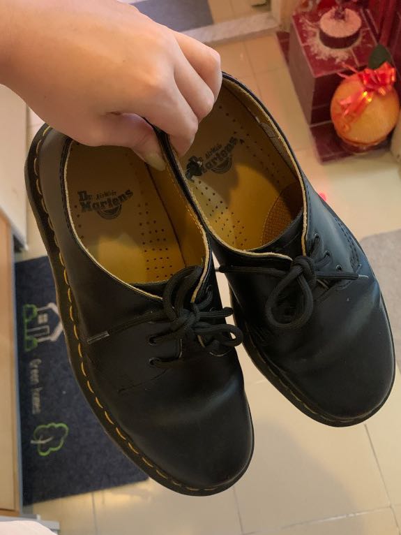 Dr. Martens 1461 loafers Oxford shoes, 女裝, 鞋, Loafers Carousell