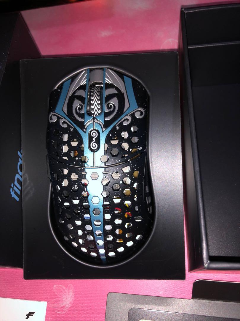 Finalmouse Starlight-12 Phantom Small, 電腦＆科技, 桌上電腦- Carousell