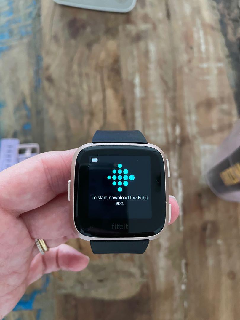 Fitbit versa lite rose sale gold