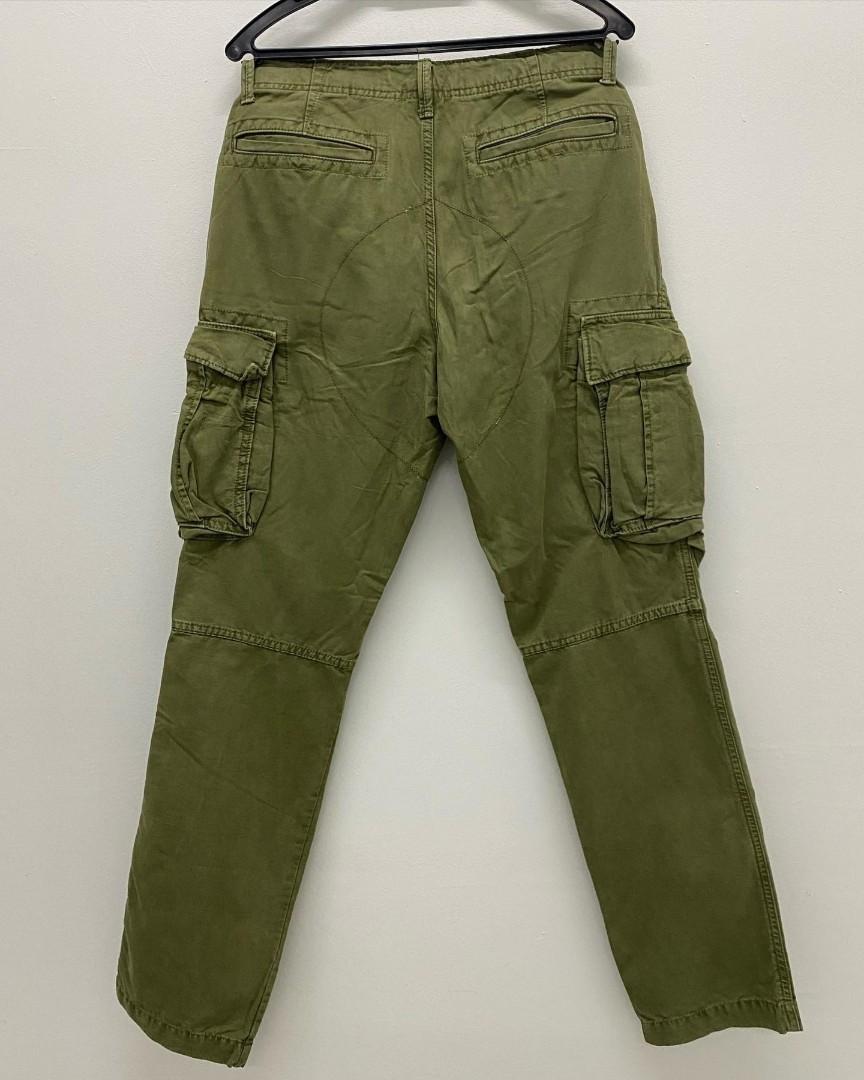 GAP cargo pants, Men's Fashion, Bottoms, Trousers on Carousell