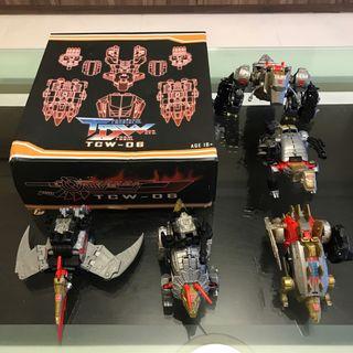 Hasbro Transformers PotP Volcanicus Combiner with Upgrade Kit
