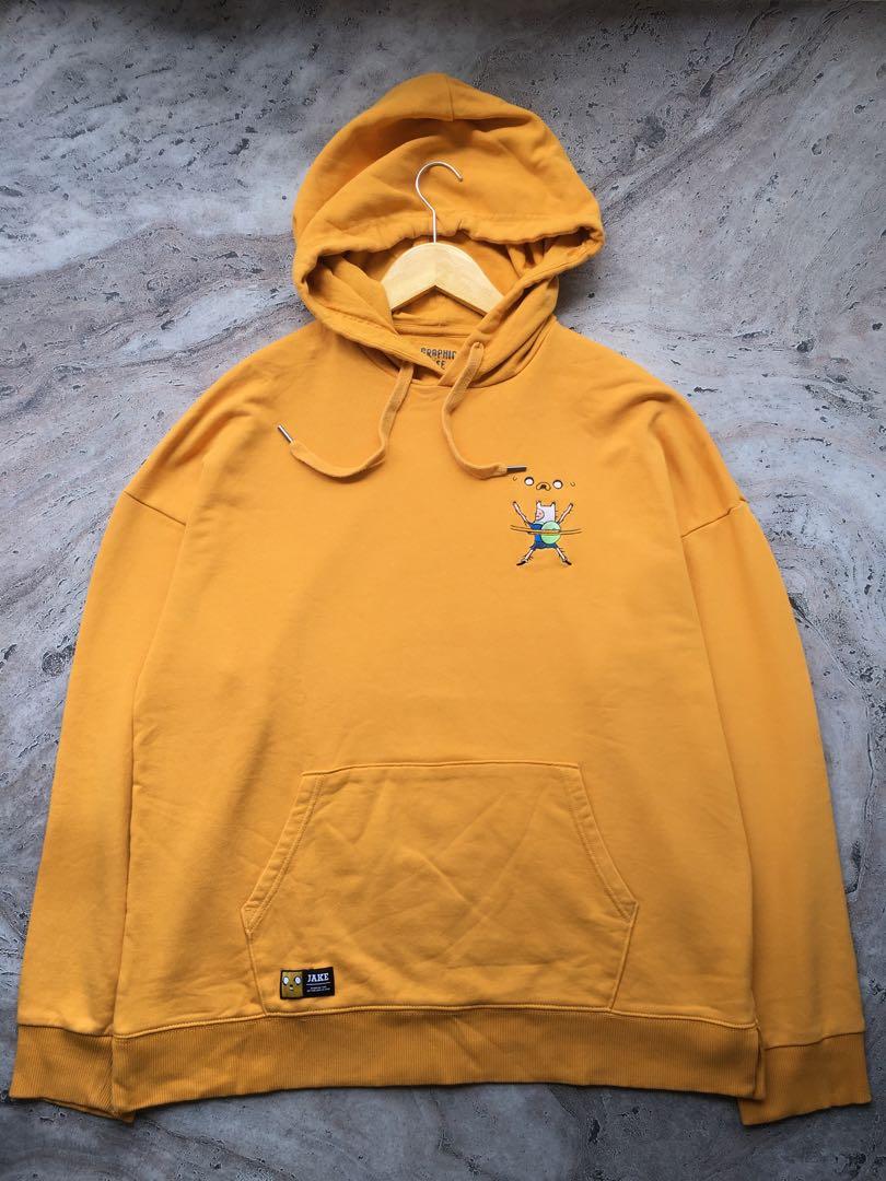 Graphic tee hoodie clearance