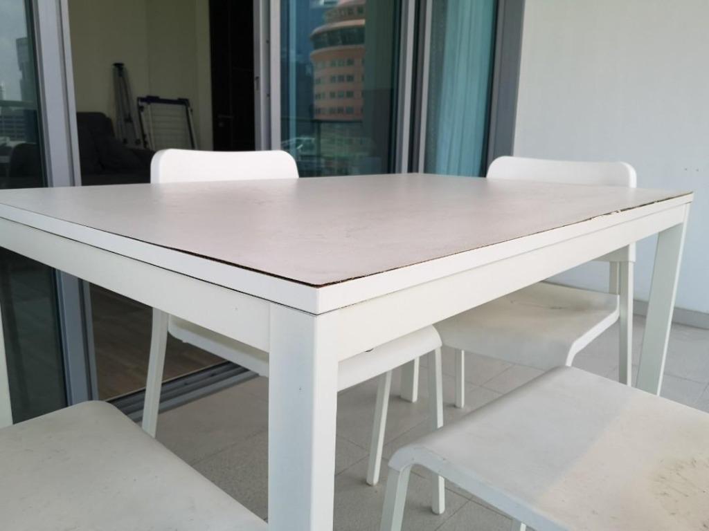 Ikea 89221201 Vangsta Teodores tables extendable and 4 chairs