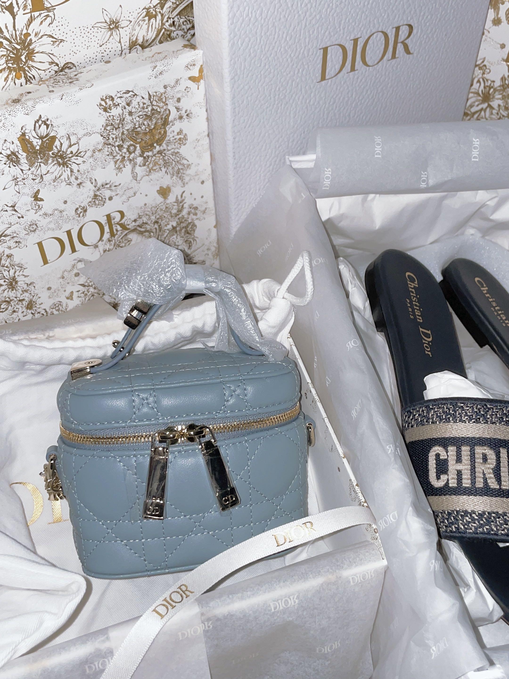 Unboxing my new @dior Lady Dior Micro Vanity Case ❤️, dior vanity