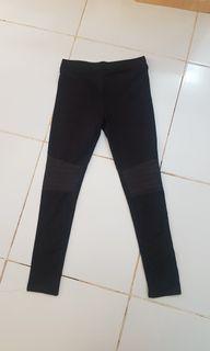 Legging hitam Mothercare