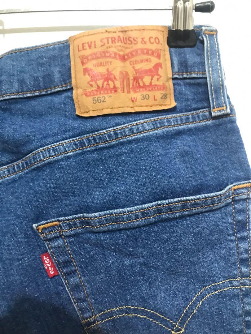 Levi’s 562 relaxed tapered jeans (Category: Jeans) located in Cagayan de Oro. Submitted by basicprojects (Listing ID 1153737623, Image 2). Description: 100% authentic levi’s bought from store. Bought at a premium price, Relaxed tapered fit. Only worn a couple of times. Very good condition. Great wash color.