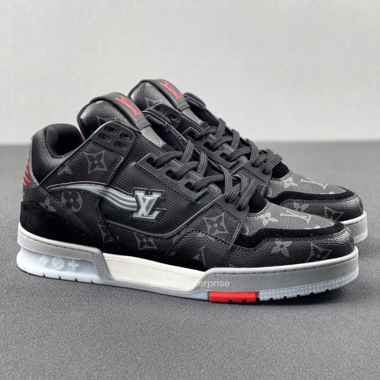 Louis vuitton 11s store